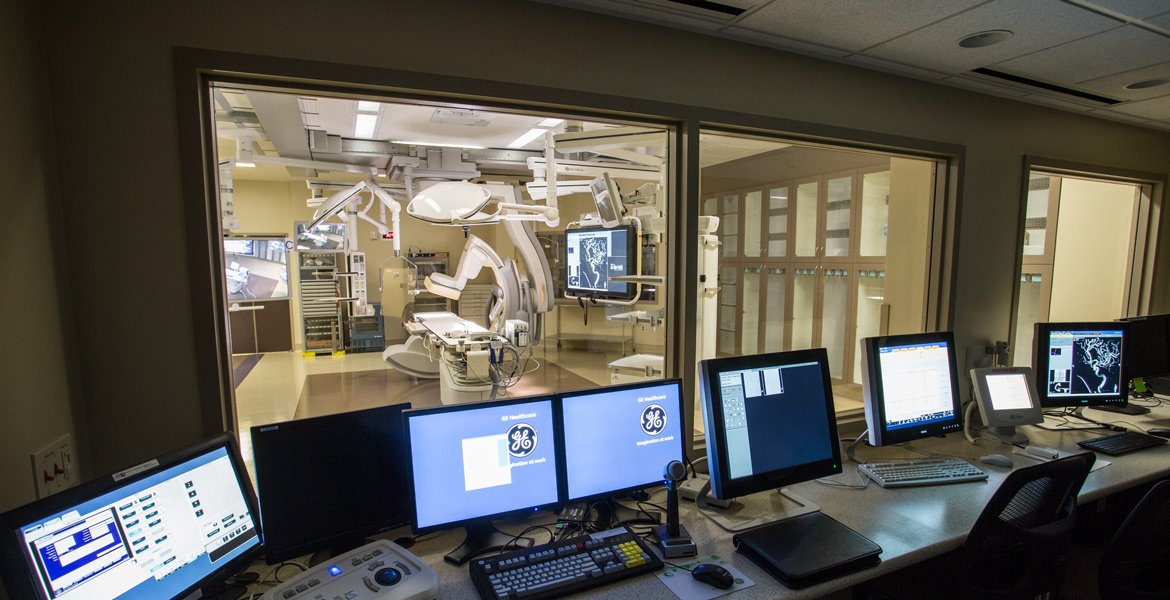 Medical Operating Room Interior Photography - Studio 101 West Photography